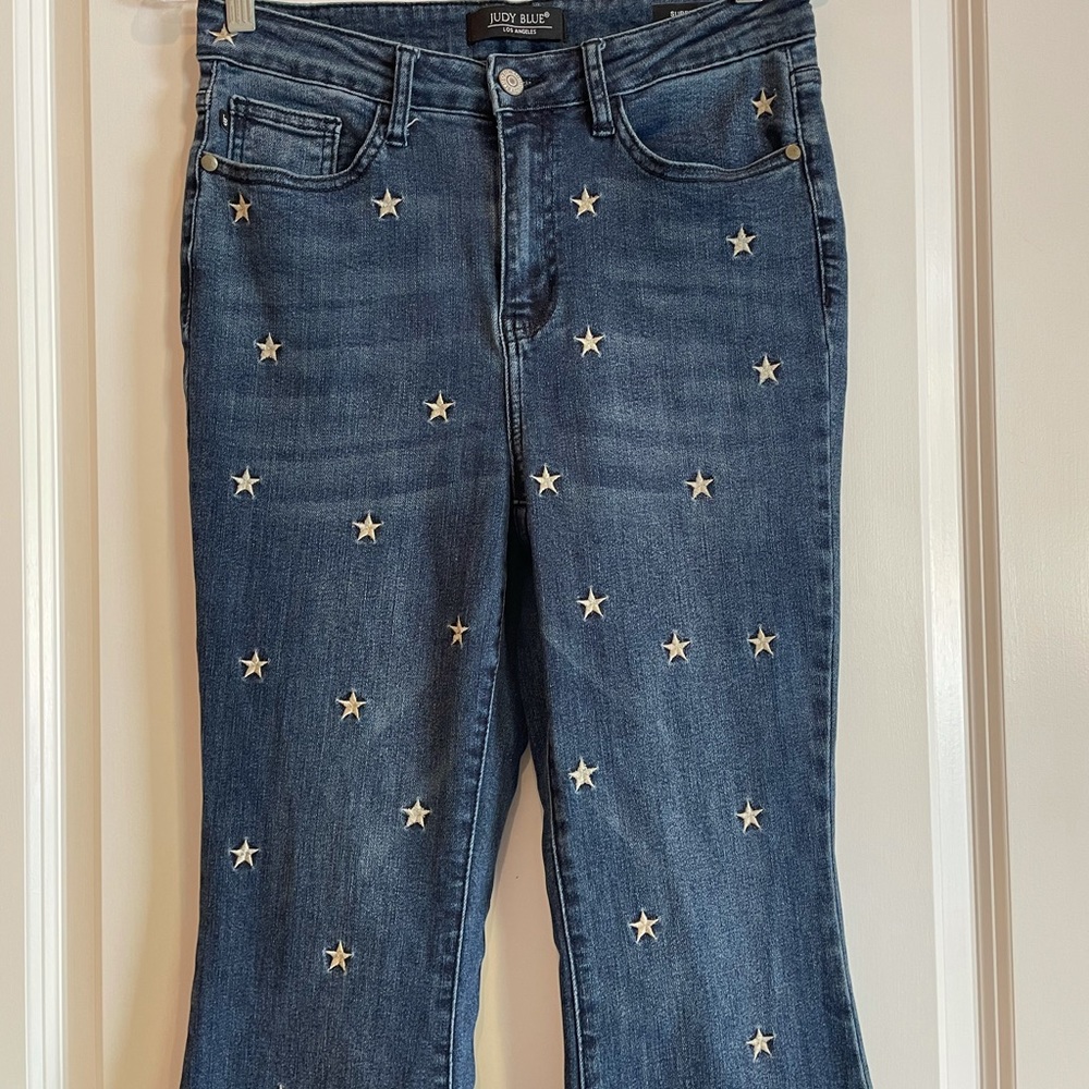 Judy Blue Star-Embellished Blue Flare Jeans - Picture 2 of 7